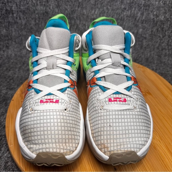 NIKE LEBRON WITNESS 7 VII GREY FOG-HYPER PINK SZ 7 [DM1123-003] - Picture 3 of 8